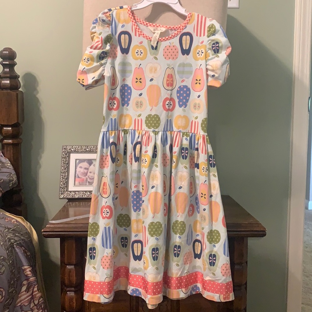 Girls Matilda Jane size 10 dress. Pears and apples